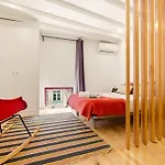 公寓 Lovely Loft W Poll Near Porto Cellars *