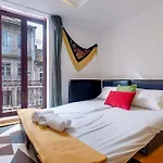 Lovely Loft W Poll Near Porto Cellars 公寓