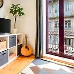 Lovely Loft W Poll Near Porto Cellars 公寓