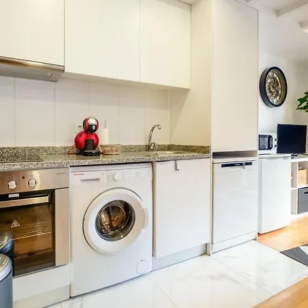 Apartamento Lovely Loft W Poll Near Porto Cellars *