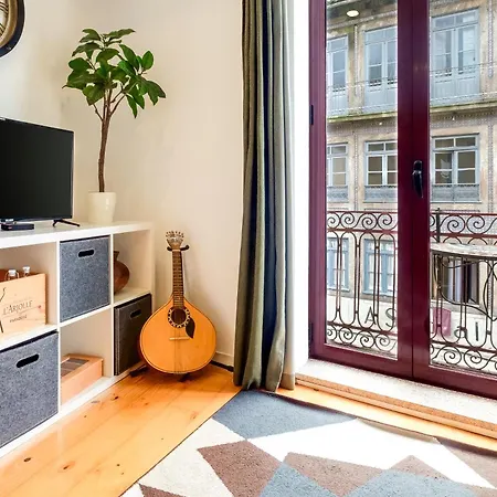 Lovely Loft W Poll Near Porto Cellars Apartamento