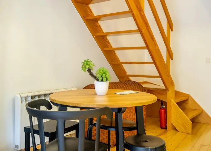 Lovely Loft W Poll Near Porto Cellars Vila Nova de Gaia